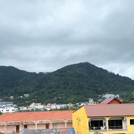 Chusri Hotel Patong Екстериор снимка