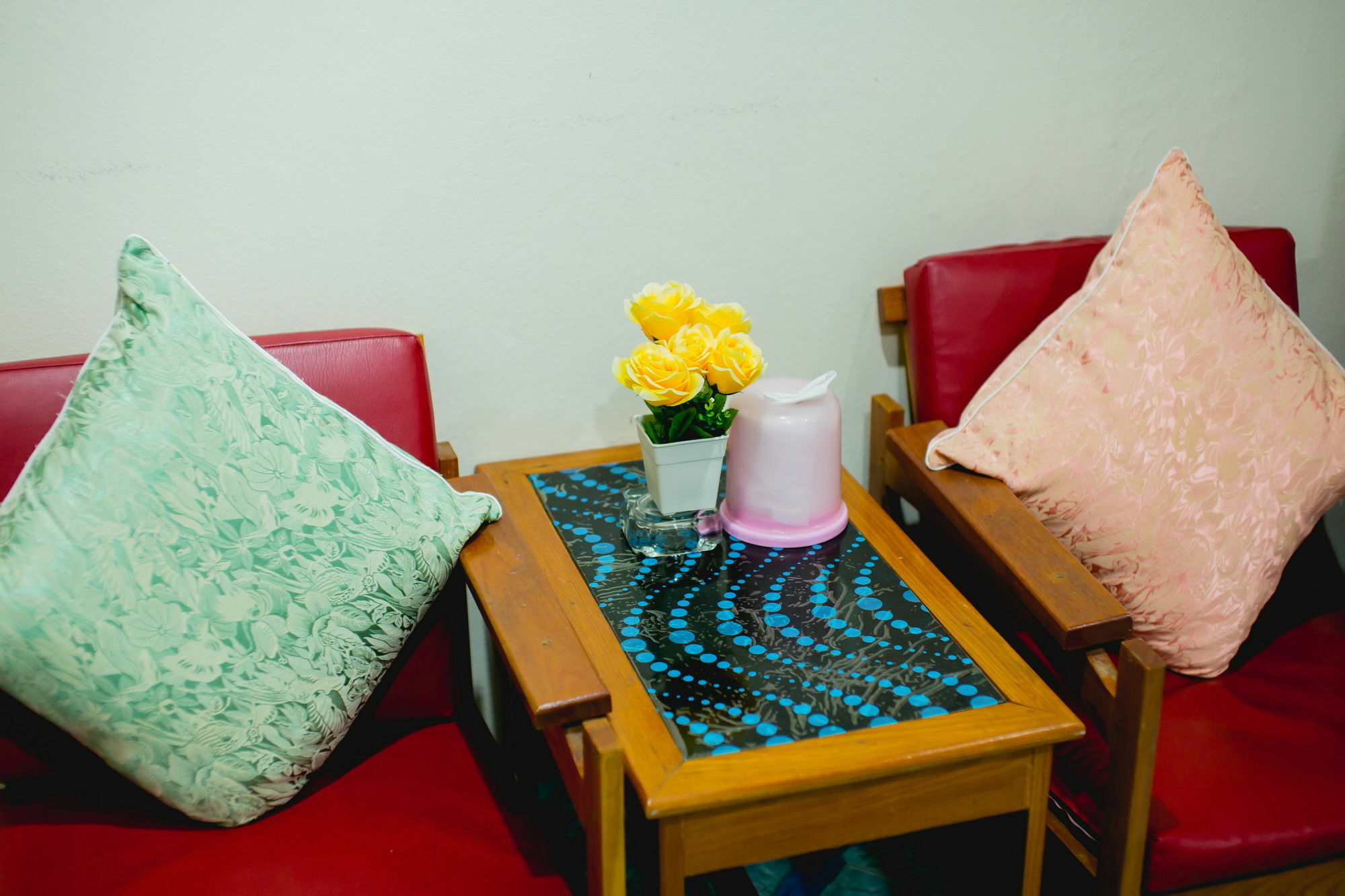 Chusri Hotel Patong Екстериор снимка