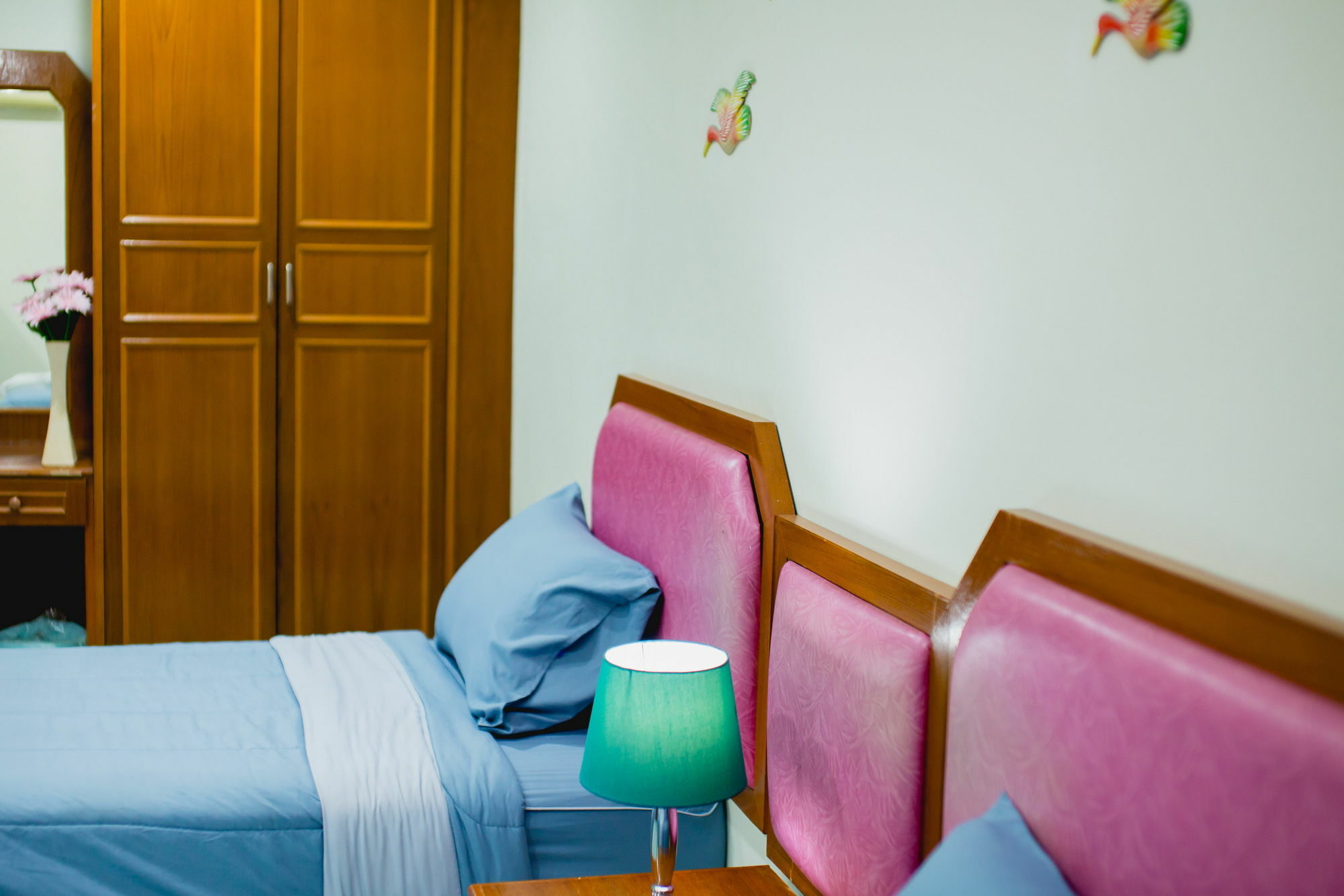 Chusri Hotel Patong Екстериор снимка